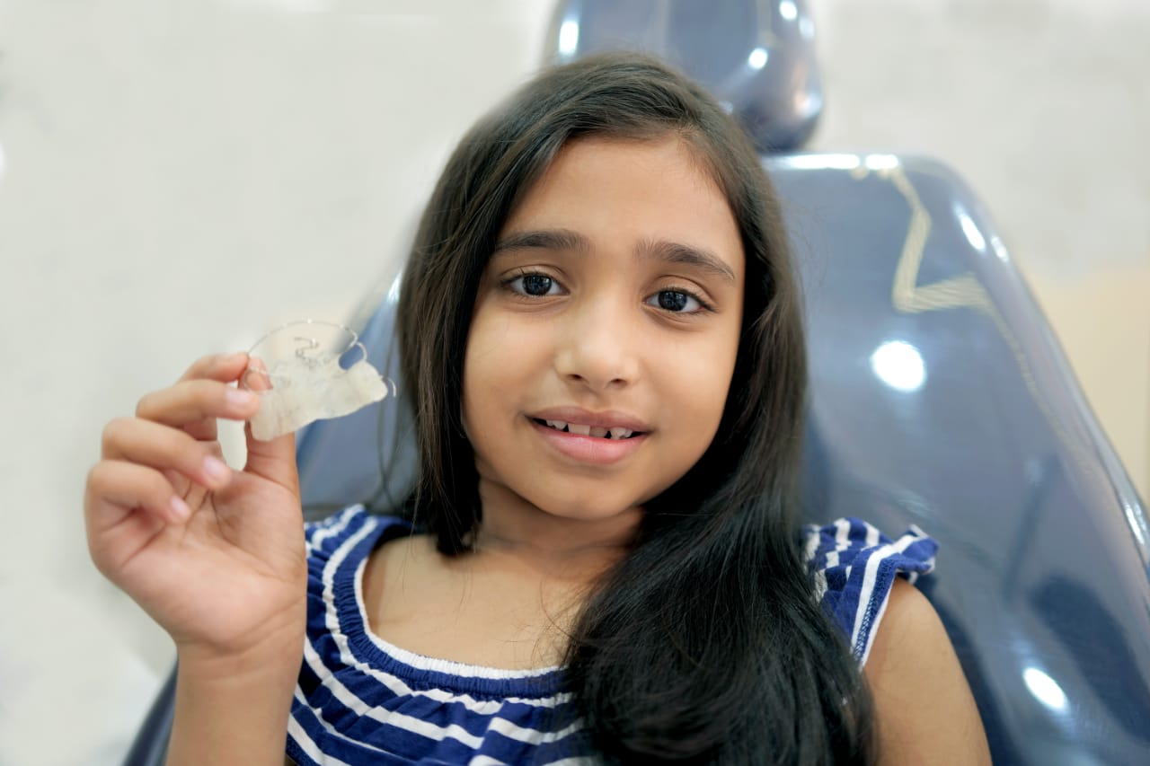 https://jalaramdentalclinics.com/wp-content/uploads/2022/11/Child-Dental.jpg